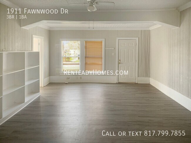 1911 Fawnwood Dr in Bryan, TX - Building Photo - Building Photo