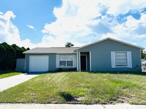 1542 W Powder Horn Rd in Titusville, FL - Building Photo - Building Photo