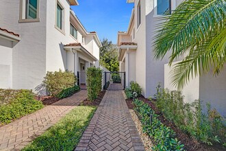 5928 Brookfield Cir in Fort Lauderdale, FL - Building Photo - Building Photo
