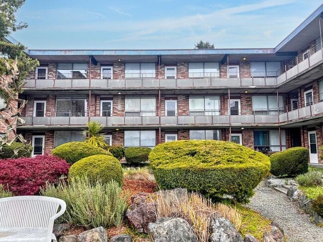property at 211 Shore Dr