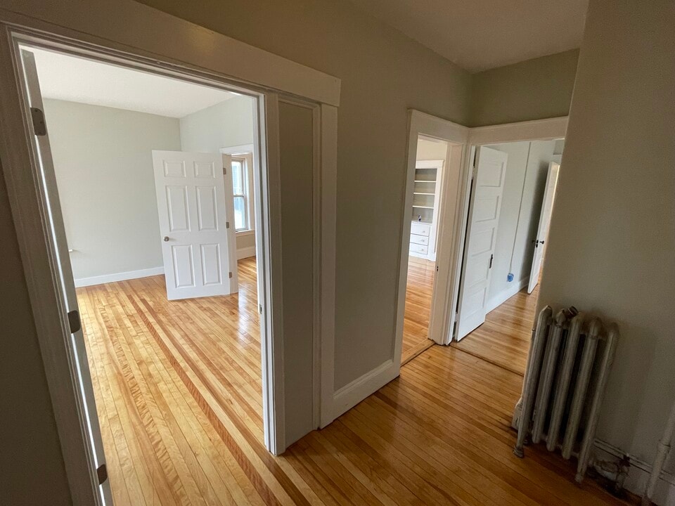 23 Lawrence St, Unit 2 in Fitchburg, MA - Building Photo