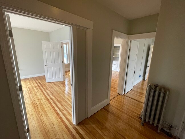 23 Lawrence St, Unit 2