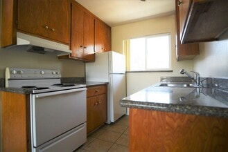 480 Crescent St in Oakland, CA - Building Photo - Building Photo