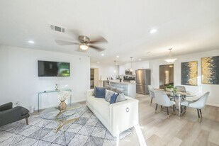 5236 Perry St in Houston, TX - Building Photo