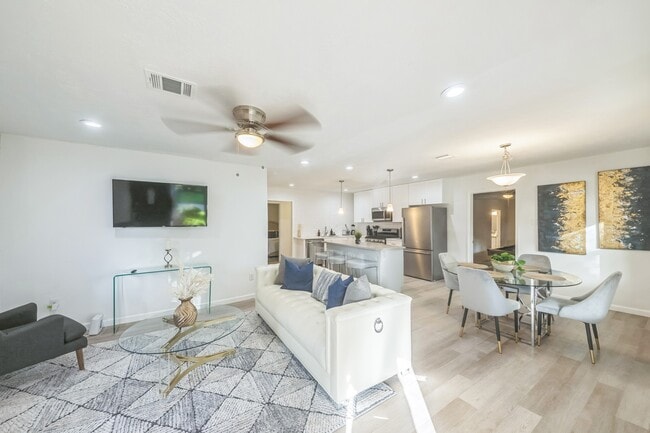 property at 5236 Perry St