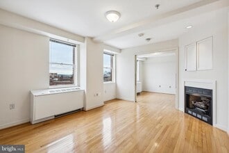 815 King St in Alexandria, VA - Building Photo - Building Photo