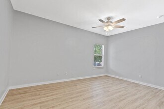 2106 Cullen Ave in Austin, TX - Building Photo - Building Photo