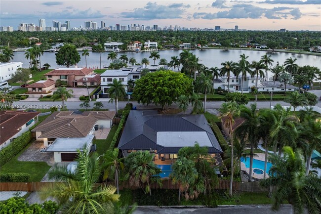 property at 1141 N North Lake Dr