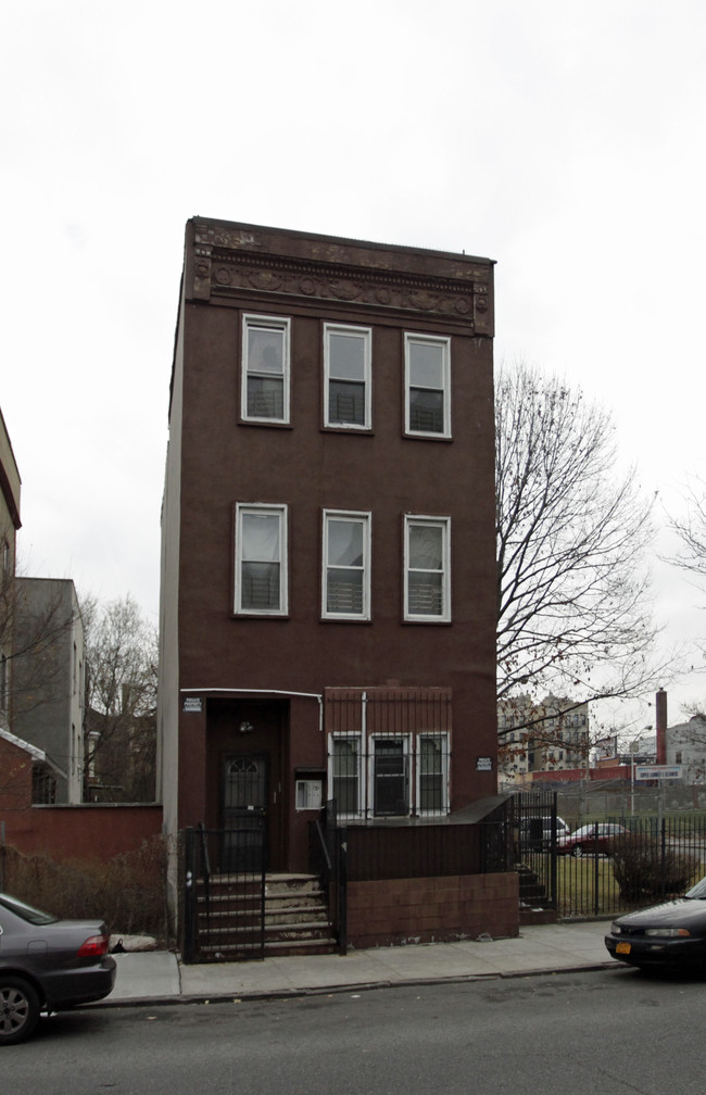 1006 Union Ave in Bronx, NY - Building Photo - Building Photo