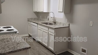 281 Graystone Cir in Centerton, AR - Building Photo - Building Photo