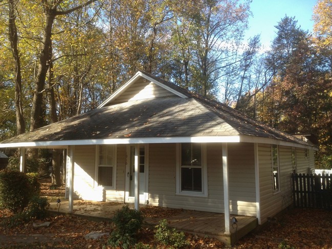 1912-1916 Cedar Fork Dr in Greensboro, NC - Building Photo - Building Photo