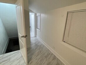 269 E Woodland Rd, Unit 1 in Lake Forest, IL - Building Photo - Building Photo