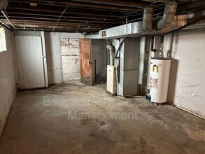 1038 Walnut Hill Pl in Dayton, OH - Building Photo - Building Photo