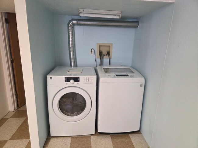 613 Cornelia St in Janesville, WI - Building Photo - Building Photo