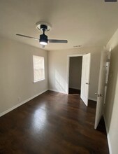 5706 Pickfair Cir in Dallas, TX - Building Photo - Building Photo