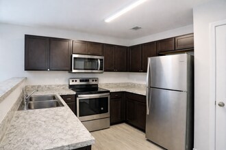 1 St Augustine Way in Port Wentworth, GA - Building Photo - Building Photo