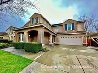 5897 Riverbank Cir in Stockton, CA - Foto de edificio - Building Photo