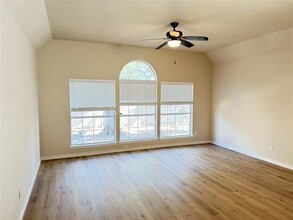 7000 Hillview Dr in Plano, TX - Building Photo - Building Photo