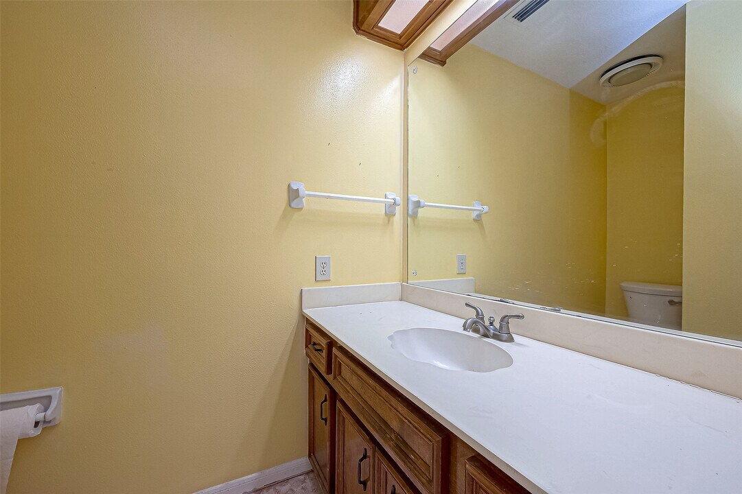 14818 La Rana Dr in Houston, TX - Building Photo