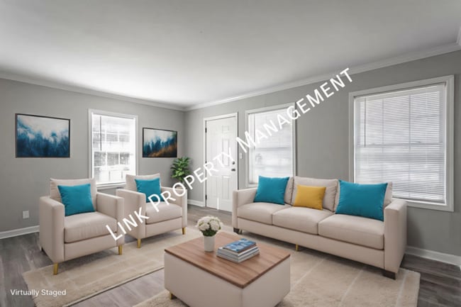 property at 2310 N Chamberlain Ave