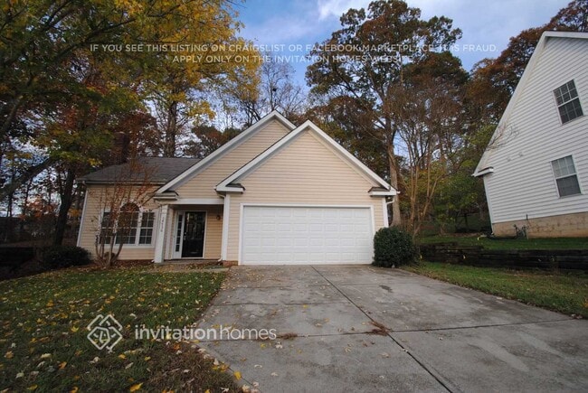 property at 14736 Sapphire Ln