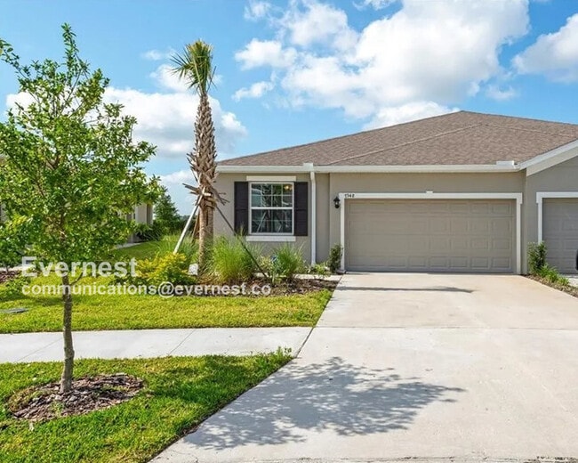 property at 7948 Stonebrook Cir