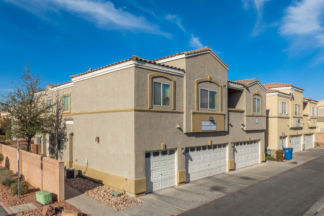 Granite Crest in Las Vegas, NV - Building Photo