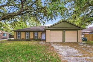 12607 Dakar Dr in Houston, TX - Building Photo