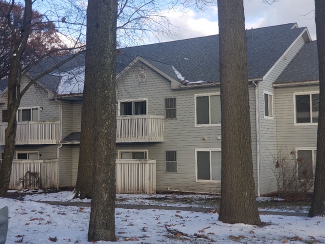 855 Clyde Ave photo'