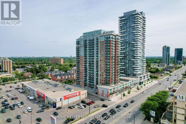 215 Queen St E in Brampton, ON - Building Photo - Building Photo