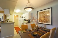 2BR, 2BA - Edinburgh - Sienna At Cherry Creek Apartamentos in Denver, Colorado