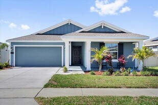 429 N Andrea Cir in Haines City, FL - Building Photo