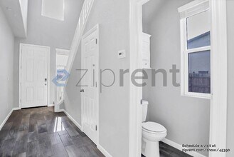 3384 Amanecer Ave in Clovis, CA - Building Photo - Building Photo