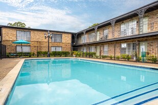Tiffanys at the Galleria in Houston, TX - Building Photo