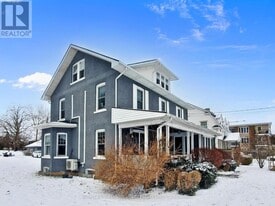 535 Niagara Blvd in Fort Erie, ON - Building Photo