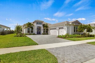 14823 Wildwood Cir in Westlake, FL - Building Photo