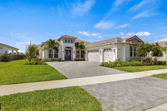 property at 14823 Wildwood Cir