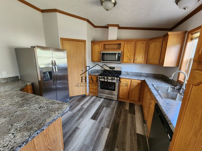 property at 26 Southfork Dr SE