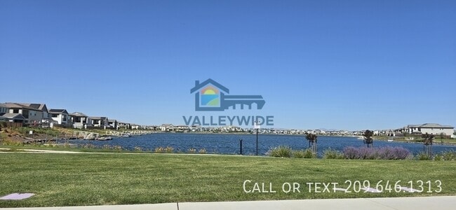 16214 Sculptor Ave in Lathrop, CA - Building Photo - Building Photo