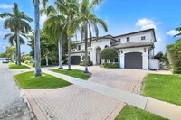 749 NE 71st St in Boca Raton, FL - Foto de edificio - Building Photo