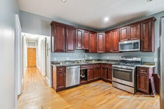 62 Fuller St in Boston, MA - Foto de edificio - Building Photo