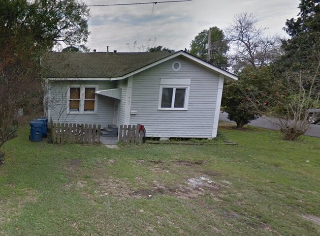 917 Myrtle Plz, Unit C in Lafayette, LA - Foto de edificio - Building Photo