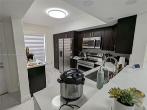 12937 SW 88th Ln in Miami, FL - Building Photo - Building Photo