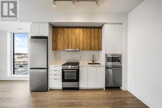 9763 Markham Rd in Markham, ON - Building Photo - Building Photo