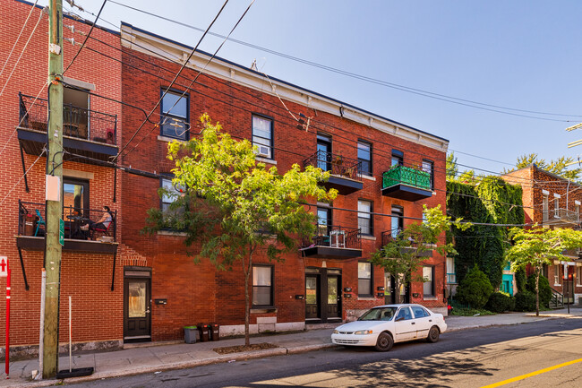1560-1570 Alexandre-Desève Rue in Montréal, QC - Building Photo - Building Photo