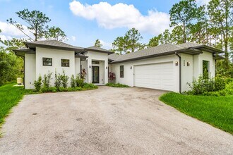 408 41st Ave NE in Naples, FL - Building Photo - Building Photo