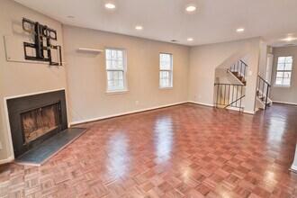 10488 Parthenon Ct in Bethesda, MD - Building Photo - Building Photo