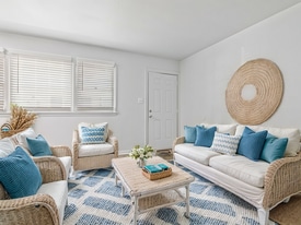 East Beach Apartments in Norfolk, VA - Building Photo