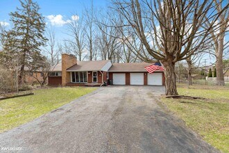 21820 Drexel St in Clinton Township, MI - Building Photo - Building Photo
