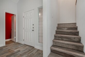 13109 Burninglog Ln in Dallas, TX - Building Photo - Building Photo